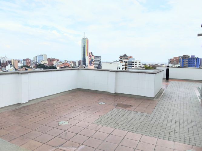 Apartamento en venta en Granada, Cali · foto 8 de 24