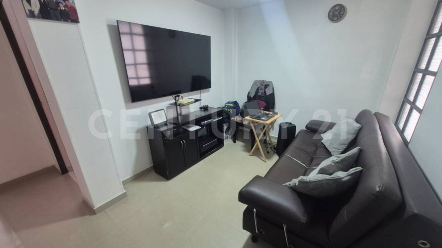Apartamento en venta en Santa Rosita, Bogotá · foto 3 de 13