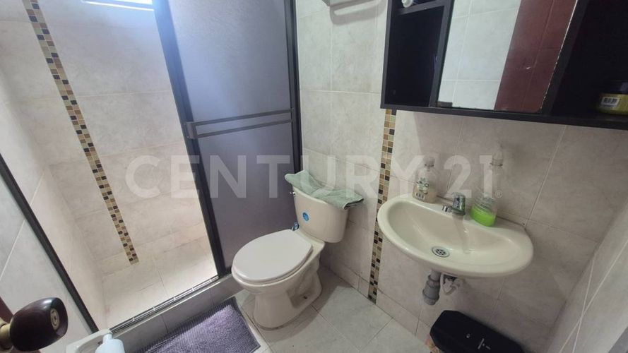 Apartamento en venta en Santa Rosita, Bogotá · foto 8 de 13