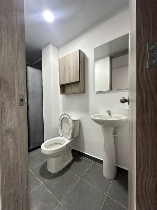 Edificio en venta en Olaya Herrera, Pereira, 295 m² · foto 12 de 13
