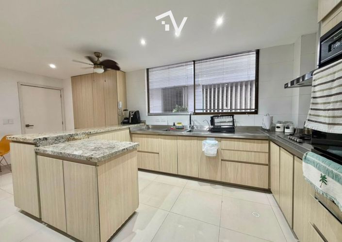 Apartamento de 3 alcobas en venta en Altos Del Prado, Barranquilla, 280 m² · foto 18 de 24