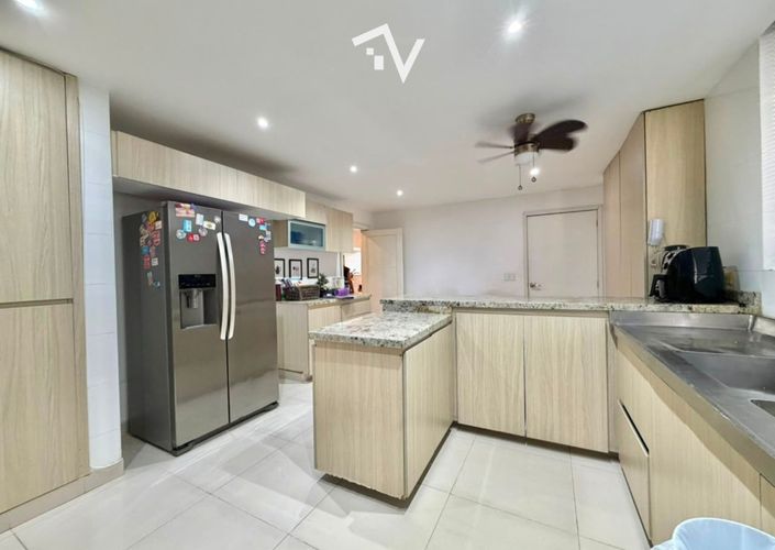 Apartamento de 3 alcobas en venta en Altos Del Prado, Barranquilla, 280 m² · foto 19 de 24