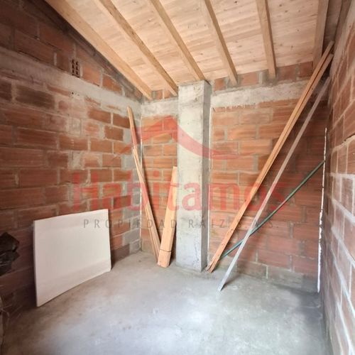 Apartamento de 3 alcobas en venta en El Carmen De Viboral, El Carmen de Viboral, 95 m² · foto 9 de 17
