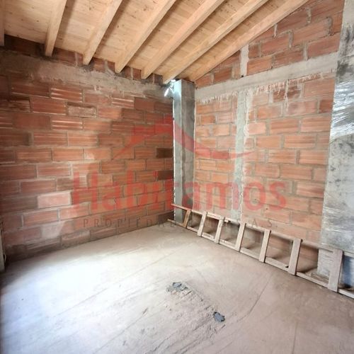 Apartamento de 3 alcobas en venta en El Carmen De Viboral, El Carmen de Viboral, 95 m² · foto 10 de 17