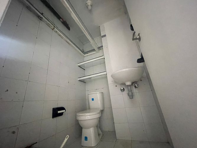 Local en arriendo en El Poblado, Medellín, 36 m² · foto 6 de 18