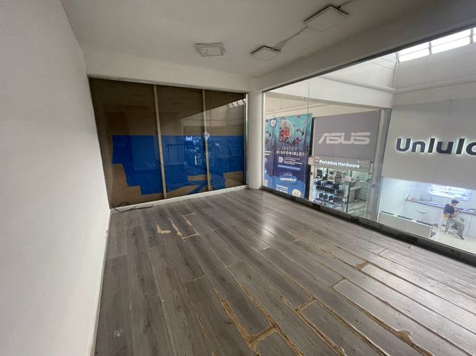 Local en arriendo en El Poblado, Medellín, 36 m² · foto 8 de 18
