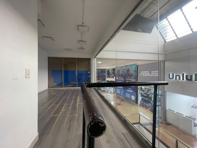 Local en arriendo en El Poblado, Medellín, 36 m² · foto 12 de 18