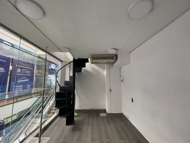 Local en arriendo en El Poblado, Medellín, 36 m² · foto 13 de 18