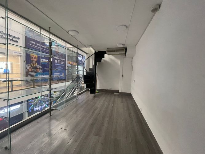 Local en arriendo en El Poblado, Medellín, 36 m² · foto 16 de 18
