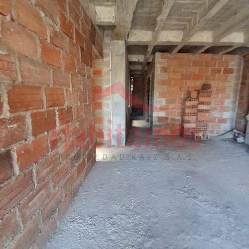 Apartamento de 3 alcobas en venta en El Carmen De Viboral, El Carmen de Viboral, 95 m² · foto 2 de 18