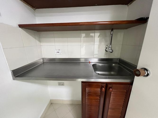 Oficina en arriendo en El Poblado, Medellín, 42 m² · foto 4 de 11