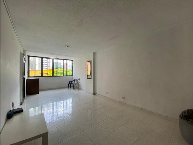 Apartamento de 3 alcobas en venta en Laureles, Medellín, 100 m² · foto 3 de 14