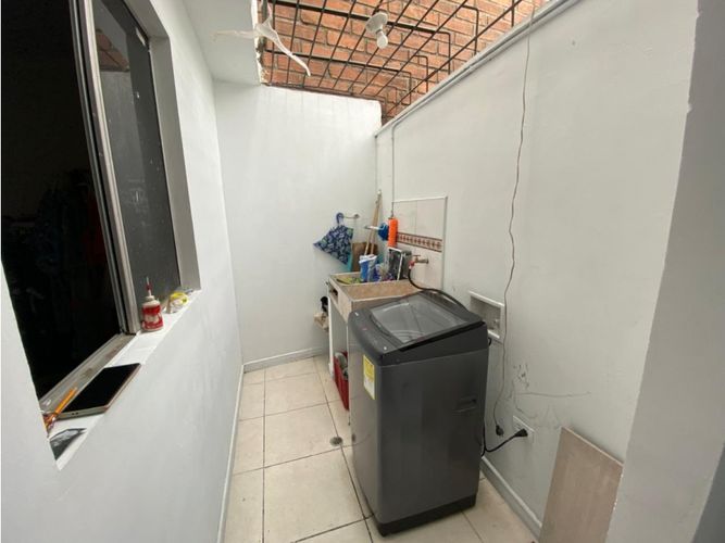 Apartamento de 3 alcobas en venta en Laureles, Medellín, 100 m² · foto 8 de 14