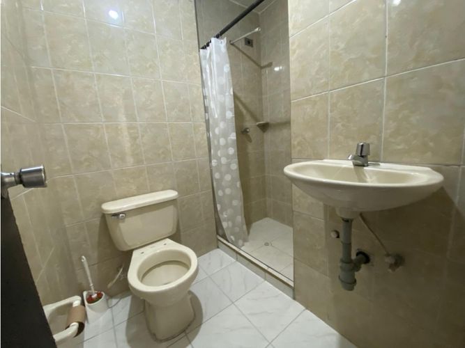 Apartamento de 3 alcobas en venta en Laureles, Medellín, 100 m² · foto 13 de 14