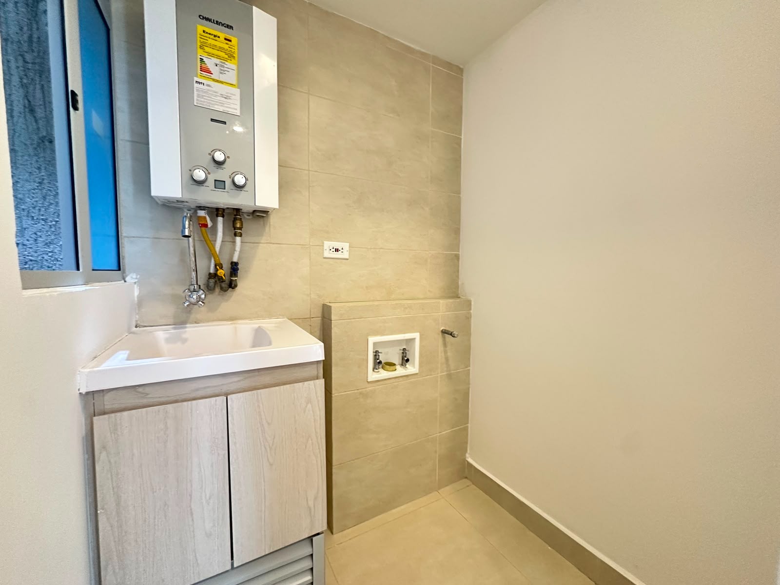 Apartamento en venta en Modelia, Bogotá · foto 9 de 13