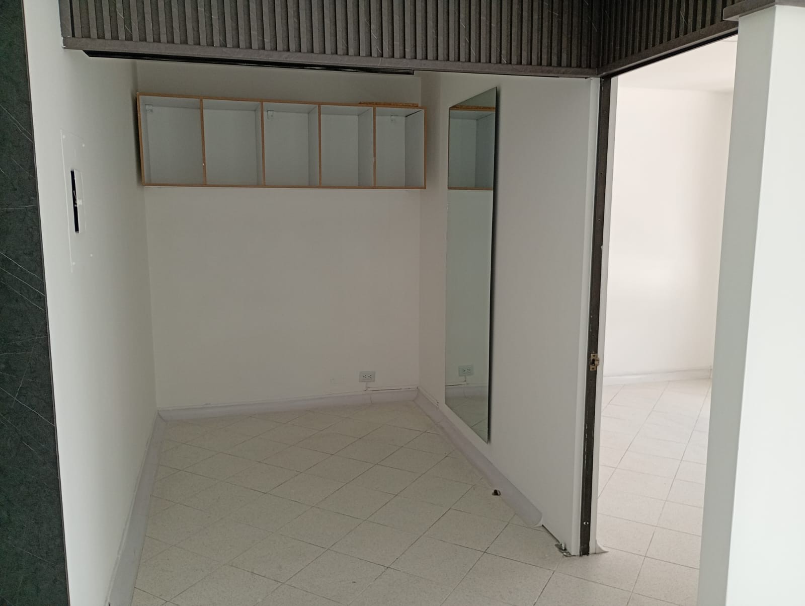 Oficina en venta en El Poblado, Medellín 2