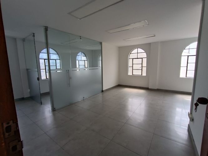 Oficina en arriendo en Versalles, Manizales, 43 m² · foto 5 de 8