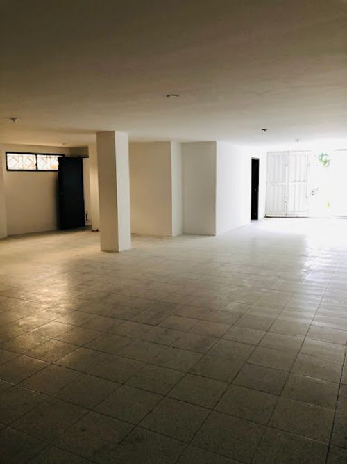 Local en venta en Berlin, Pereira, 150 m² · foto 4 de 8