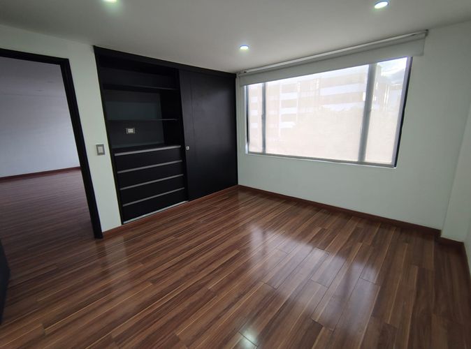 Apartamento en venta en Santa Barbara Central, Bogotá · foto 6 de 16