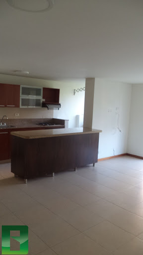 Apartamento en arriendo en El Esmeraldal, Envigado · foto 5 de 24