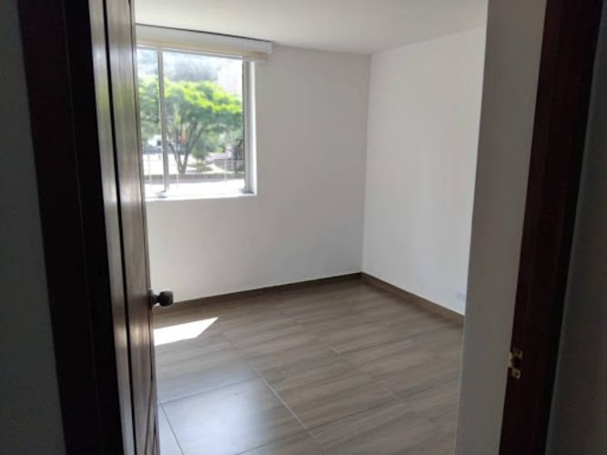 Apartamento de 4 alcobas en arriendo en Calasanz, Medellín, 104 m² · foto 8 de 22