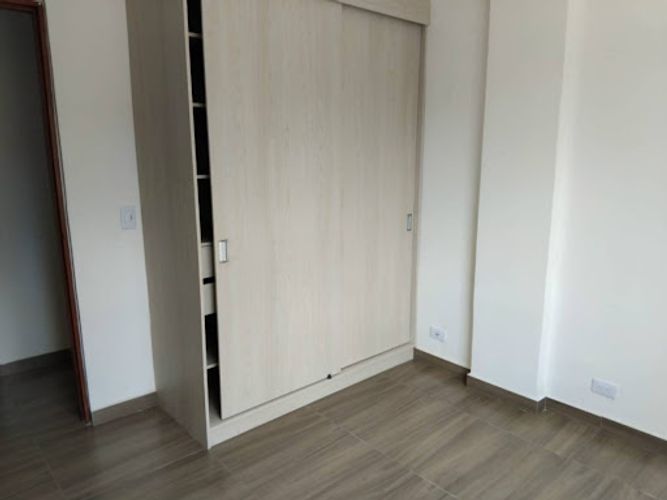 Apartamento de 4 alcobas en arriendo en Calasanz, Medellín, 104 m² · foto 12 de 22
