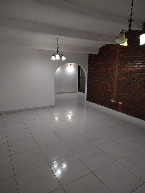 Casa en venta en Ciudad Jardin, Cúcuta · foto 7 de 18
