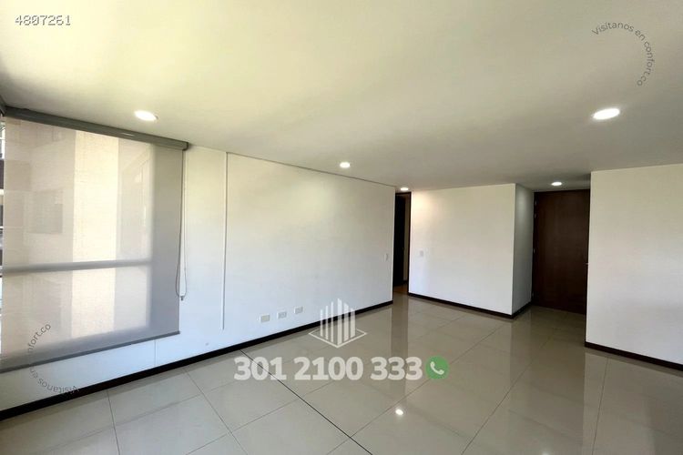 Apartamento de 2 alcobas en arriendo en Los Balsos, Medellín, 76 m² · foto 2 de 24