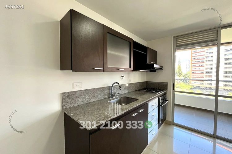 Apartamento de 2 alcobas en arriendo en Los Balsos, Medellín, 76 m² · foto 9 de 24