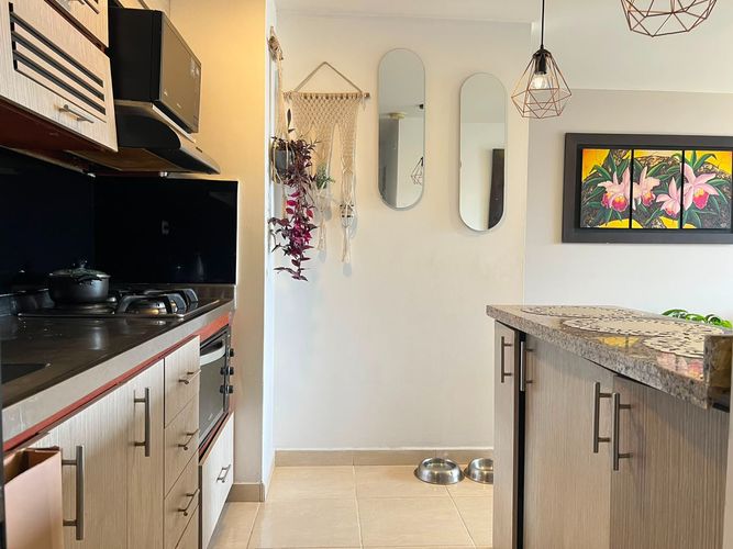 Apartamento de 3 alcobas en arriendo en Loma Benedictinos, Medellín, 68 m² · foto 6 de 15