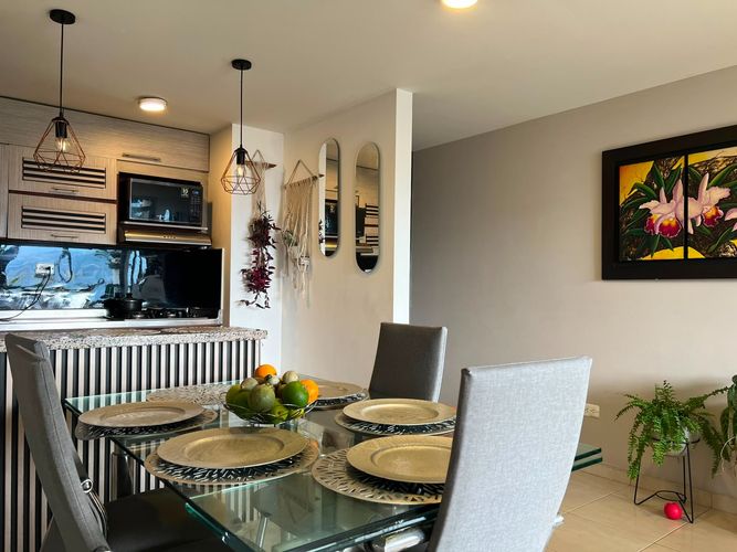 Apartamento de 3 alcobas en arriendo en Loma Benedictinos, Medellín, 68 m² · foto 8 de 15