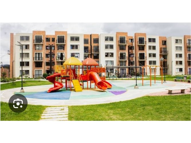 Apartamento de 3 alcobas en venta en Conjunto Residencial Prados Reserva De Madrid, Madrid, 60 m² · foto 2 de 18