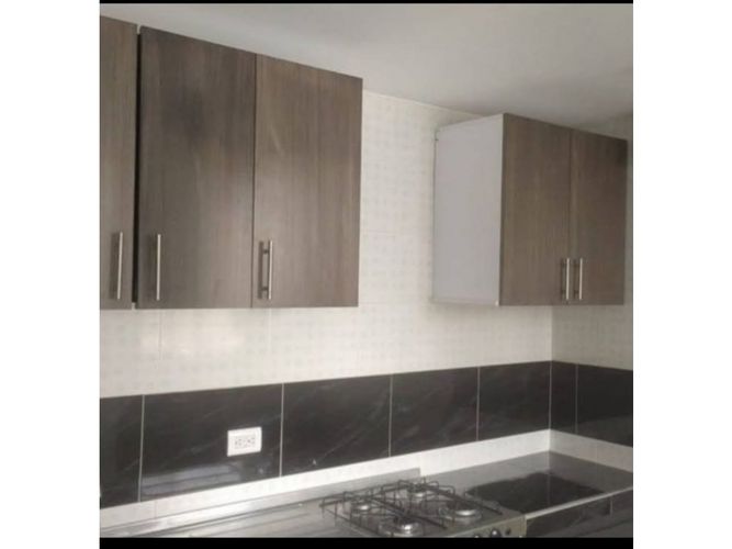 Apartamento de 3 alcobas en venta en Conjunto Residencial Prados Reserva De Madrid, Madrid, 60 m² · foto 5 de 18