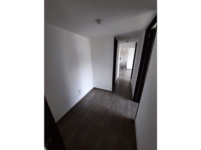 Apartamento de 3 alcobas en venta en Conjunto Residencial Prados Reserva De Madrid, Madrid, 60 m² · foto 9 de 18