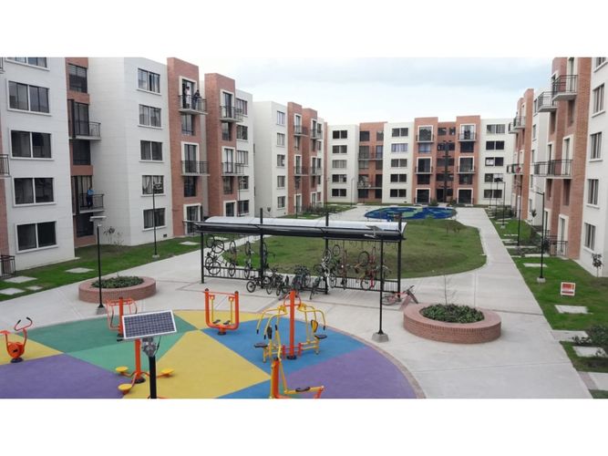 Apartamento de 3 alcobas en venta en Conjunto Residencial Prados Reserva De Madrid, Madrid, 60 m² · foto 16 de 18
