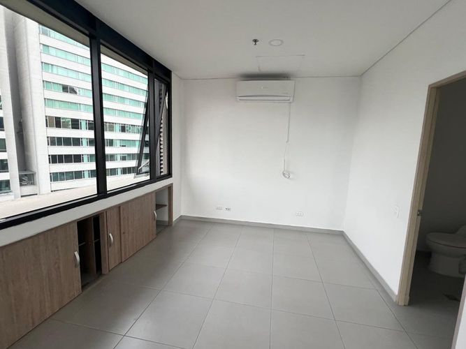 Oficina en arriendo en El Poblado, Medellín, 60 m² · foto 10 de 16