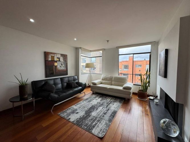 Apartamento de 6 alcobas en venta en San Patricio, Bogotá, 510 m² · foto 3 de 24
