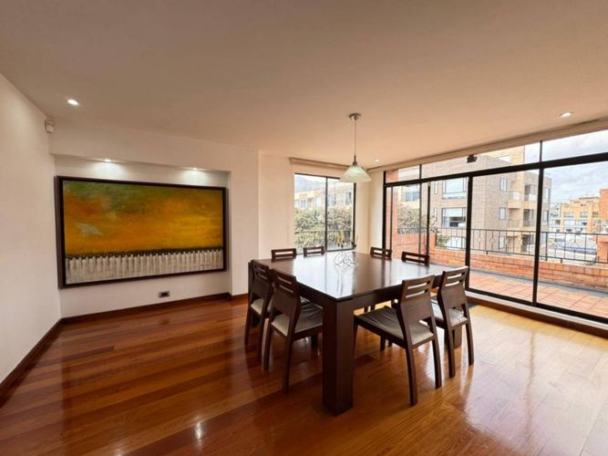 Apartamento de 6 alcobas en venta en San Patricio, Bogotá, 510 m² · foto 6 de 24
