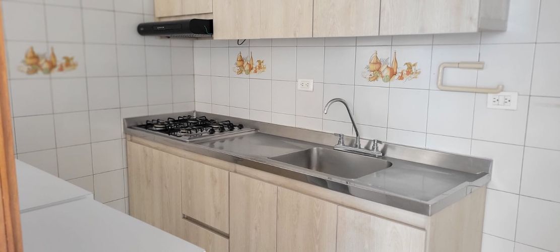 Apartamento de 3 alcobas en venta en Marsella, Bogotá, 85 m² · foto 3 de 22