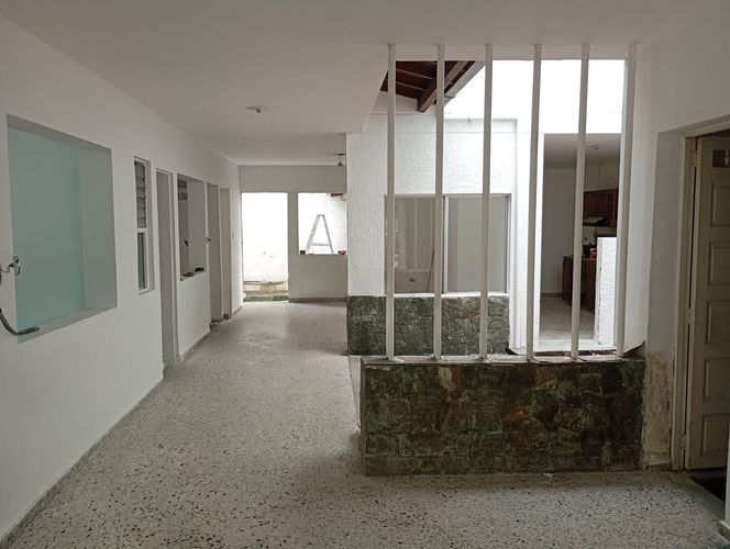 Oficina en arriendo en Belén, Medellín, 180 m² · foto 6 de 12
