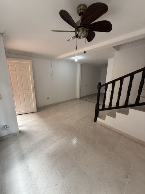 Casa de 4 alcobas en venta en Caney, Cali, 69 m² · foto 2 de 24
