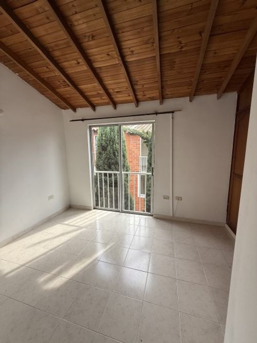 Casa de 4 alcobas en venta en Caney, Cali, 69 m² · foto 22 de 24