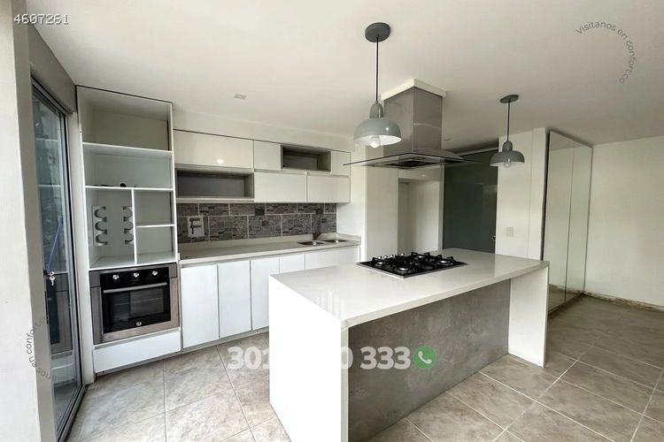 Apartamento de 4 alcobas en arriendo en Alto De Las Palmas, Medellín, 264 m² · foto 2 de 24