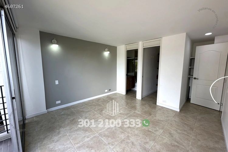 Apartamento de 4 alcobas en arriendo en Alto De Las Palmas, Medellín, 264 m² · foto 13 de 24