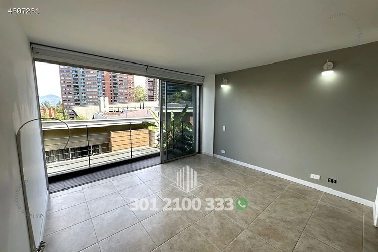 Apartamento de 4 alcobas en arriendo en Alto De Las Palmas, Medellín, 264 m² · foto 11 de 24