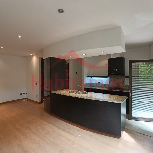 Apartamento en arriendo en El Tesoro, Medellín · foto 3 de 15