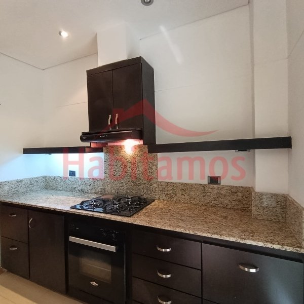 Apartamento en arriendo en El Tesoro, Medellín · foto 5 de 15