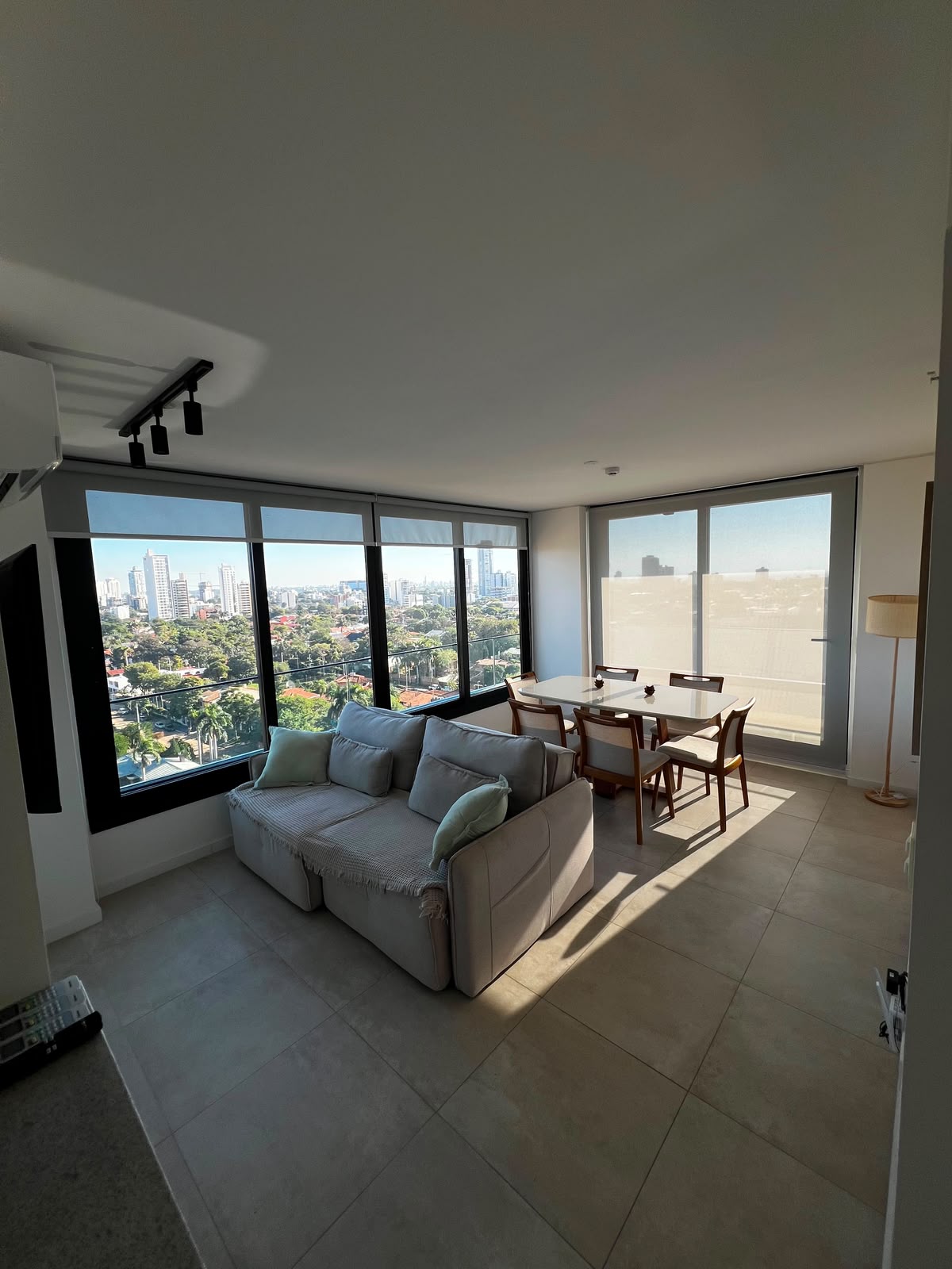 ALQUILO DEPARTAMENTO  DE 2 DORMITORIOS AMOBLADO EDIFICIO FEEL ASUNCION — foto 2
