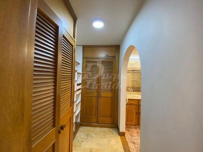 Apartamento de 4 alcobas en venta en Lalinde, Medellín, 254 m² · foto 18 de 24