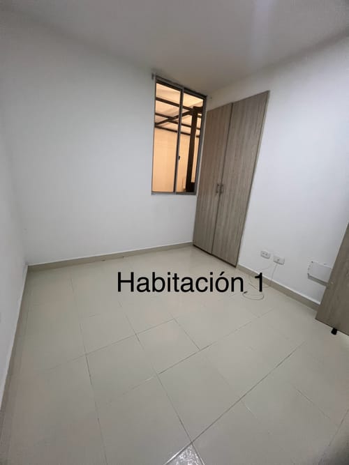 Apartamento de 3 alcobas en venta en Cr. Chilacoa, Armenia, 50 m² · foto 4 de 13